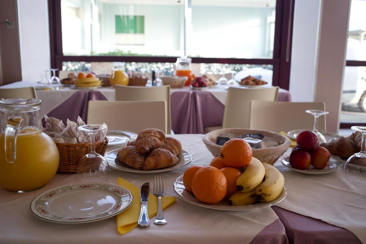 Hotel Spiaggia Villa Paola Μπελάρια-Ιτζέα Μαρίνα Εξωτερικό φωτογραφία