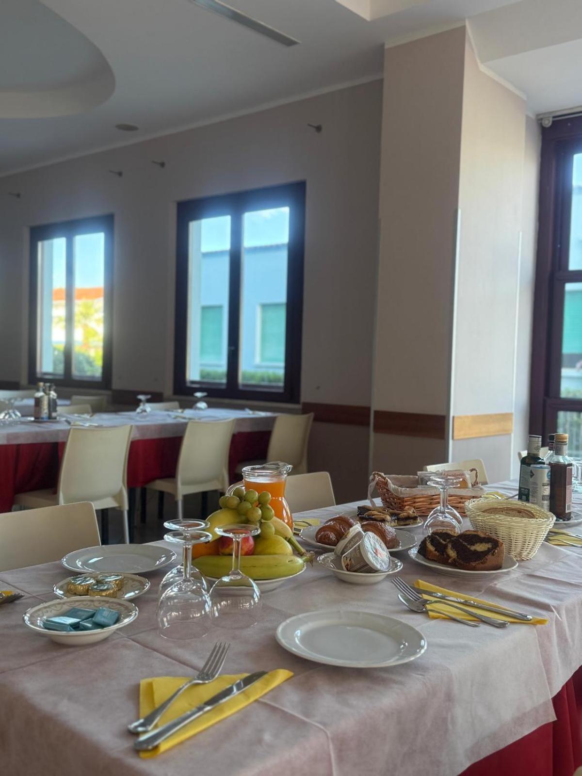 Hotel Spiaggia Villa Paola Μπελάρια-Ιτζέα Μαρίνα Εξωτερικό φωτογραφία